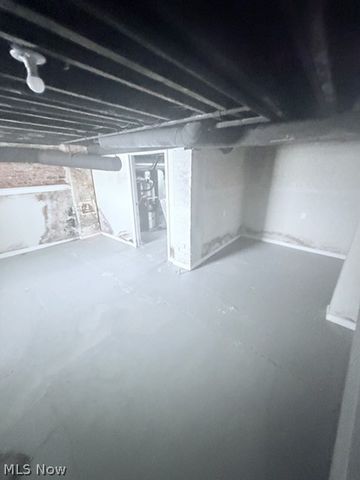 1284 W 85th Street, Cleveland, OH 44102