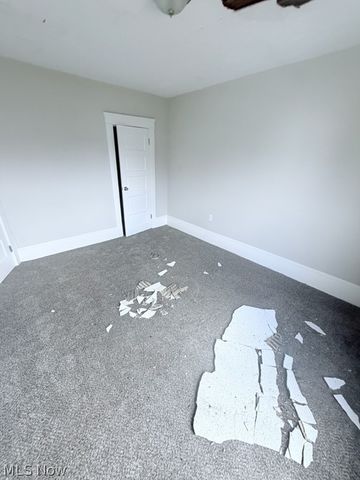 1284 W 85th Street, Cleveland, OH 44102