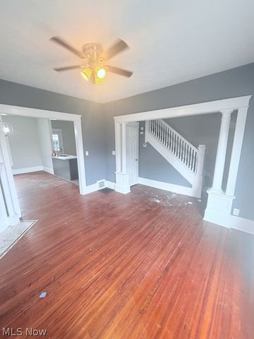 1284 W 85th Street, Cleveland, OH 44102