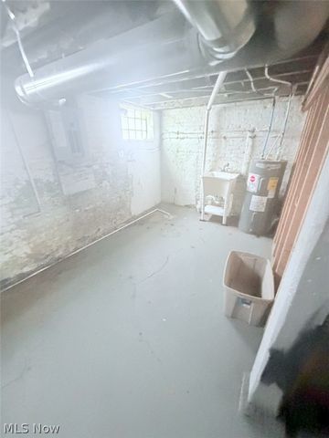 1284 W 85th Street, Cleveland, OH 44102