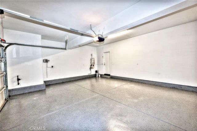 858 Calaveras, Corona, CA 92878