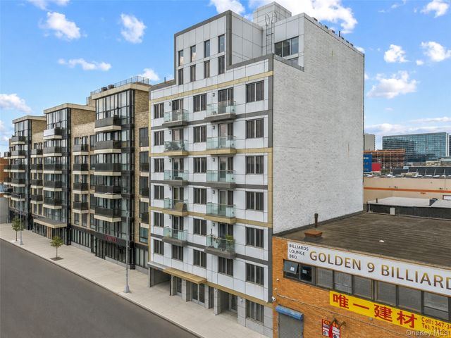 13119 Fowler Ave 8B, Flushing, NY 11355