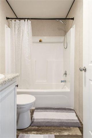 4121 Manor Millwood S Road, Waycross, GA 31503