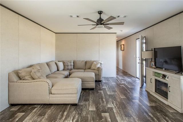 4121 Manor Millwood S Road, Waycross, GA 31503