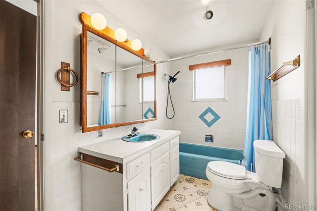 4051 Easley Way, Golden, CO 80403