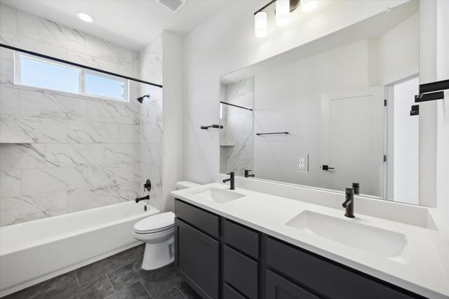 1531 N Red Bud LN 23, Round Rock, TX 78665