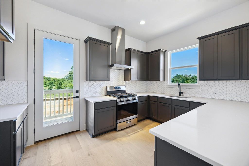 1531 N Red Bud LN 23, Round Rock, TX 78665