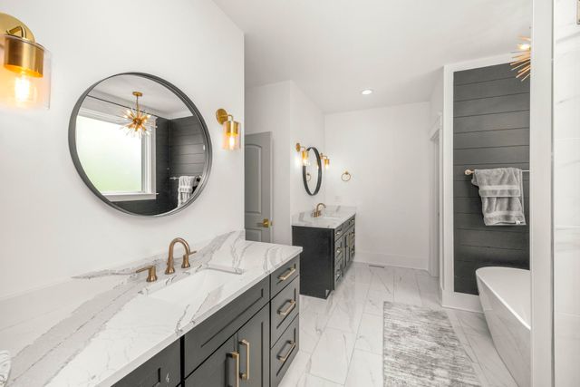 924 Jackson St, Nashville, TN 37208