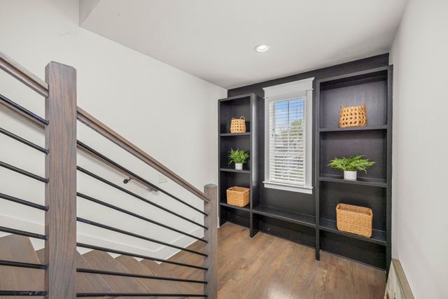 924 Jackson St, Nashville, TN 37208