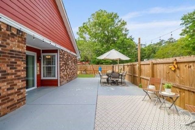 127 Forest Ridge Drive, Savannah, GA 31419