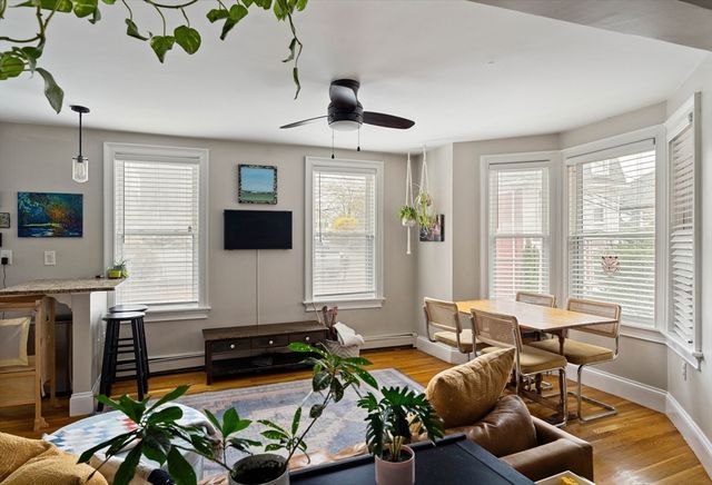 19-21 Norfolk St 1, Boston, MA 02119