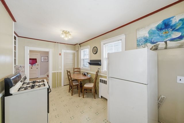 163 Sylvan St, Malden, MA 02148