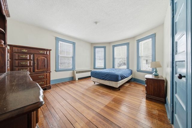 163 Sylvan St, Malden, MA 02148