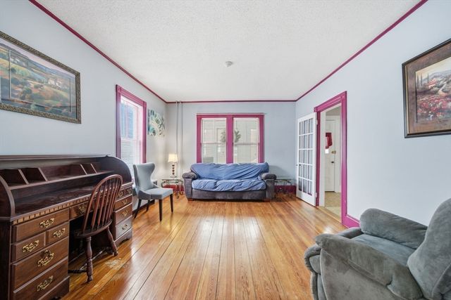 163 Sylvan St, Malden, MA 02148