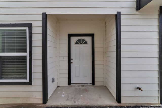 6734 Summer Fest Dr Unit 120, San Antonio, TX 78244