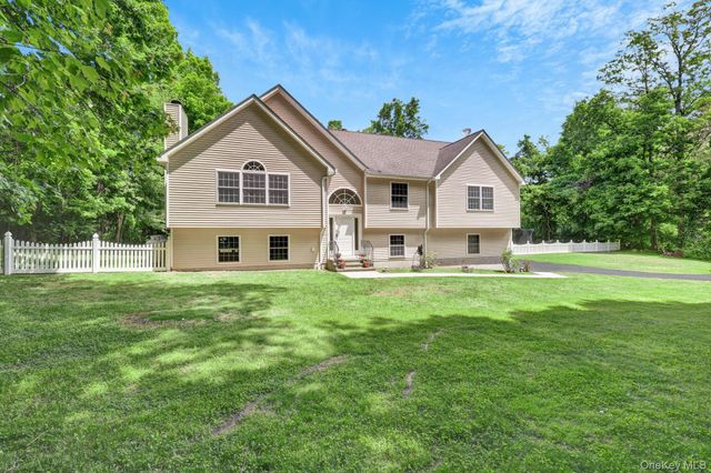 36 Front Street, Mahopac, NY 10541