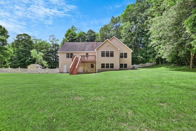 36 Front Street, Mahopac, NY 10541