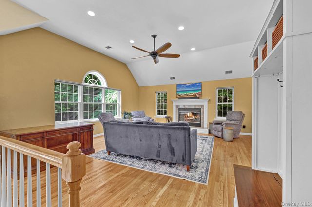 36 Front Street, Mahopac, NY 10541