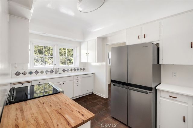 704 Elvira Avenue, Redondo Beach, CA 90277