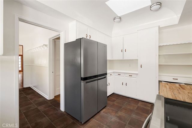 704 Elvira Avenue, Redondo Beach, CA 90277