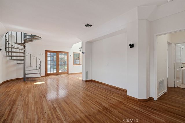 704 Elvira Avenue, Redondo Beach, CA 90277