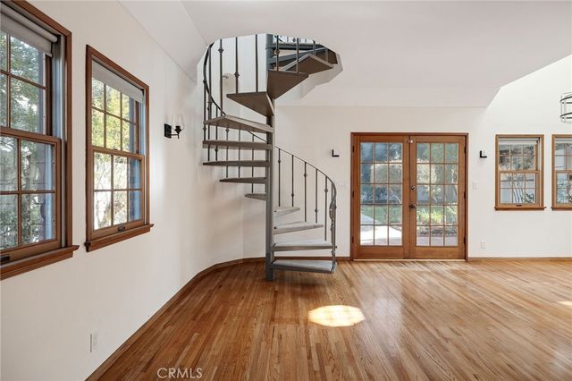 704 Elvira Avenue, Redondo Beach, CA 90277