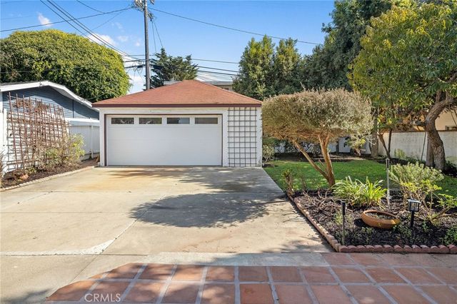 704 Elvira Avenue, Redondo Beach, CA 90277