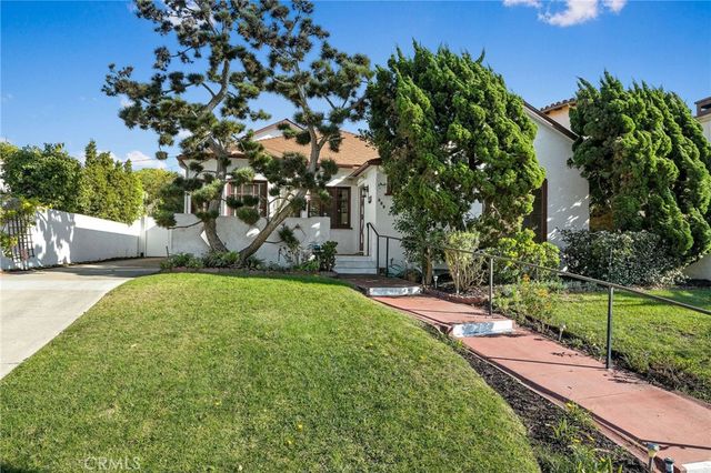 704 Elvira Avenue, Redondo Beach, CA 90277