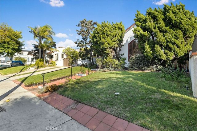 704 Elvira Avenue, Redondo Beach, CA 90277
