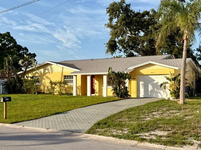 5615 WANETA PLACE, Sarasota, FL 34231