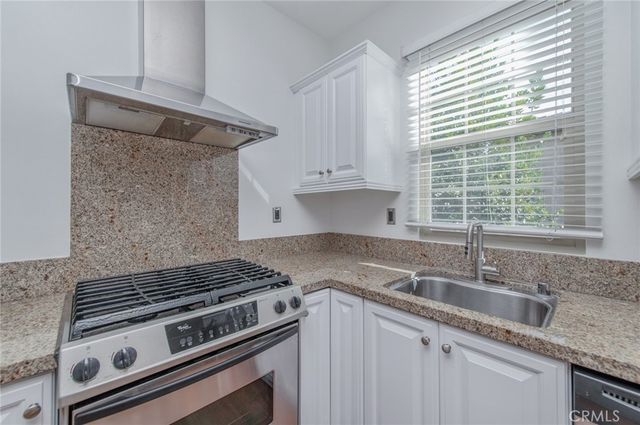 76 Latitude, Irvine, CA 92618