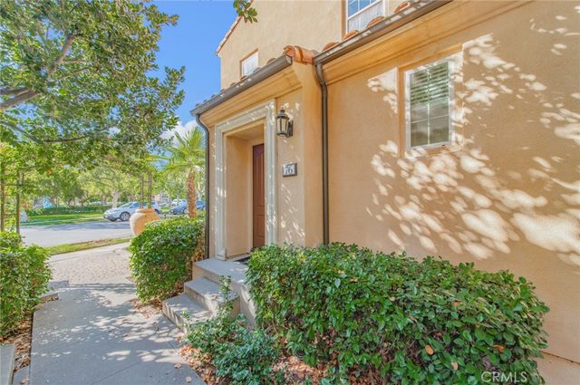 76 Latitude, Irvine, CA 92618