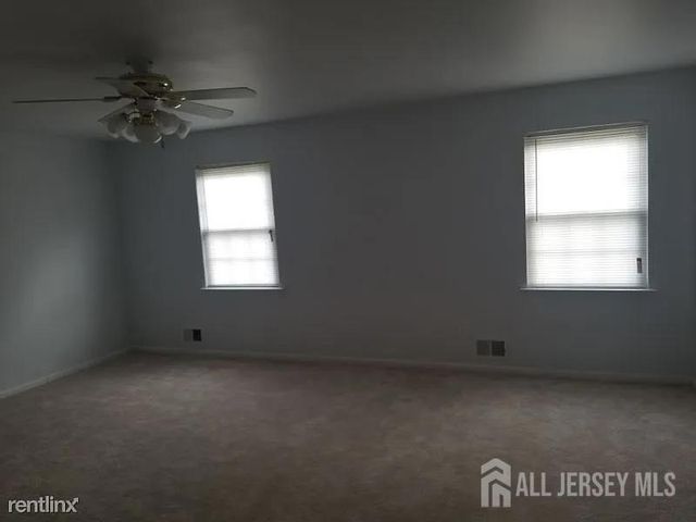 804 Maple Hill Drive, Woodbridge Proper, NJ 07095