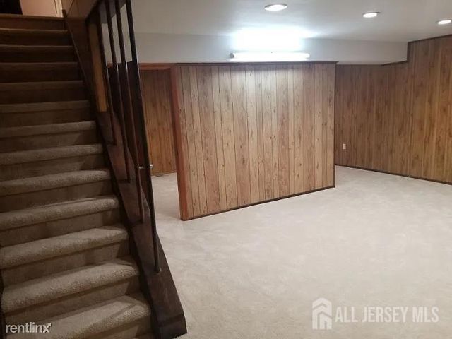 804 Maple Hill Drive, Woodbridge Proper, NJ 07095