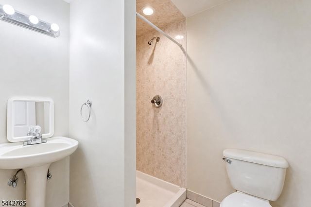 1542 Us Highway 22, Mountainside Boro, NJ 07092
