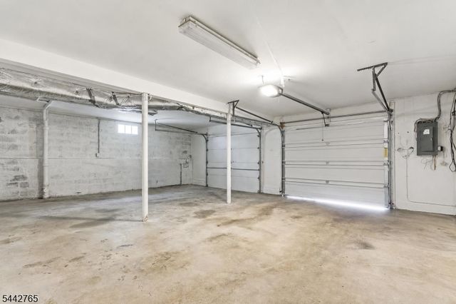 1542 Us Highway 22, Mountainside Boro, NJ 07092