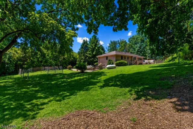 1542 Us Highway 22, Mountainside Boro, NJ 07092