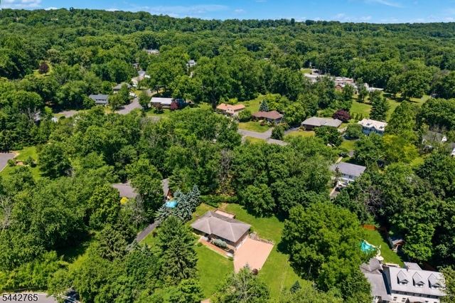 1542 Us Highway 22, Mountainside Boro, NJ 07092