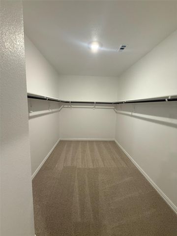 6617 VALLEY LAKE Lane, Crowley, TX 76036