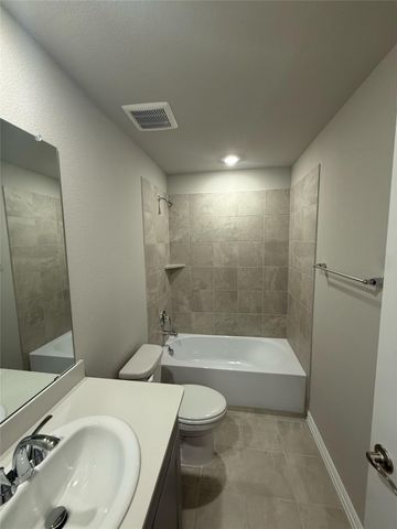 6617 VALLEY LAKE Lane, Crowley, TX 76036