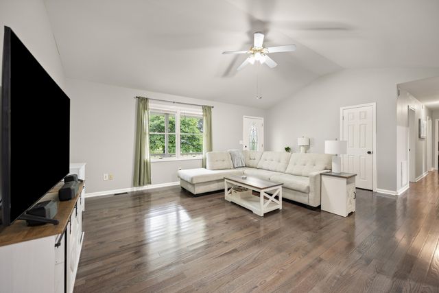 268 Craigs Creek Road, London, KY 40744