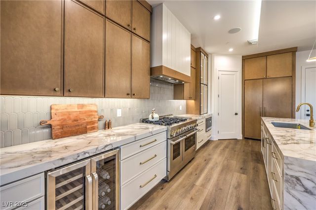 18 Placa De Rei Court, Henderson, NV 89011