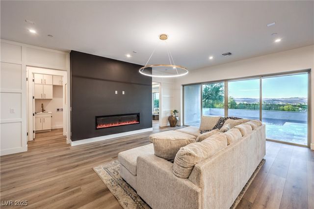 18 Placa De Rei Court, Henderson, NV 89011