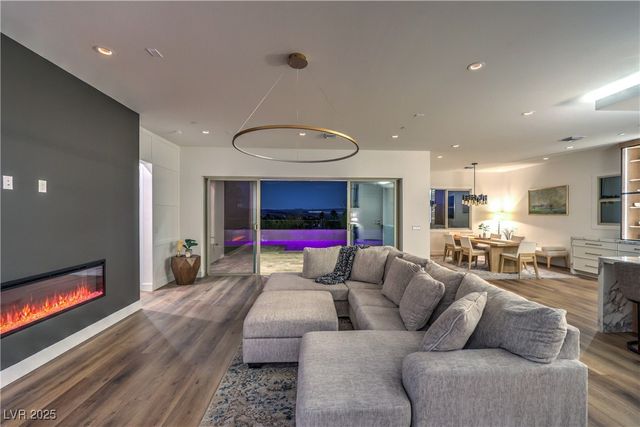 18 Placa De Rei Court, Henderson, NV 89011