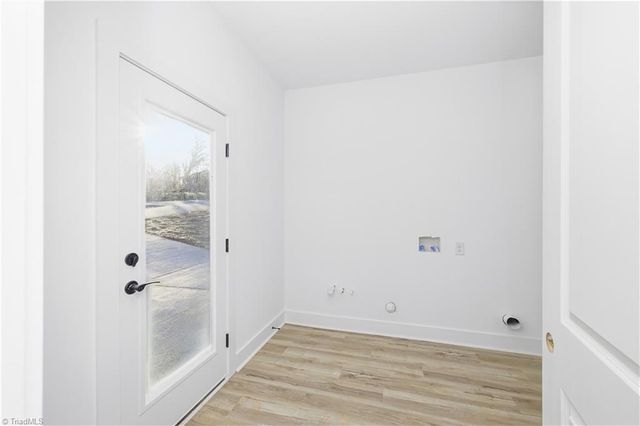2118 Arbrook Lane, High Point, NC 27265