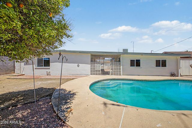 2009 E 3RD Drive, Mesa, AZ 85204
