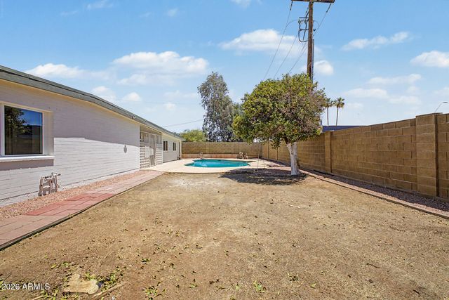 2009 E 3RD Drive, Mesa, AZ 85204