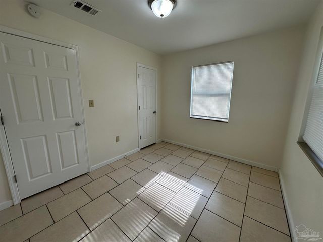 120 Holmes Dr A, Pensacola, FL 32507