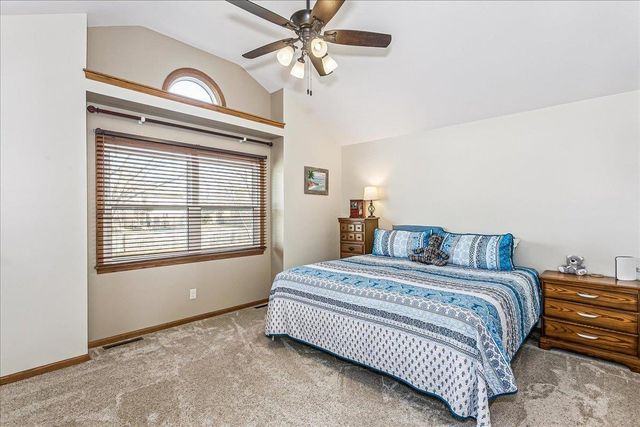 240 N Bent Tree Ct, Andover, KS 67002