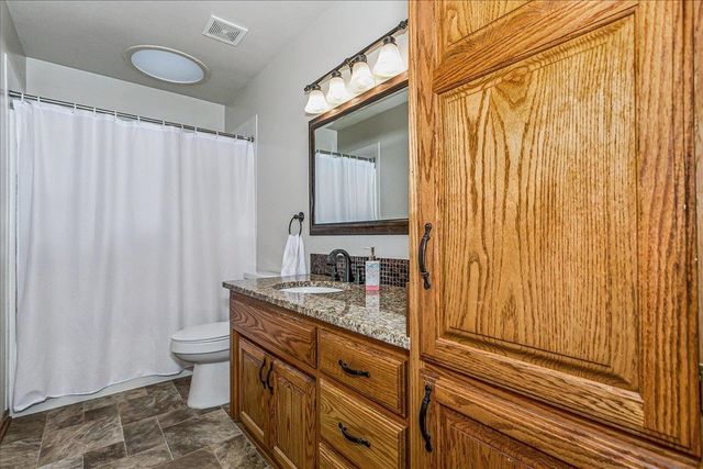 240 N Bent Tree Ct, Andover, KS 67002